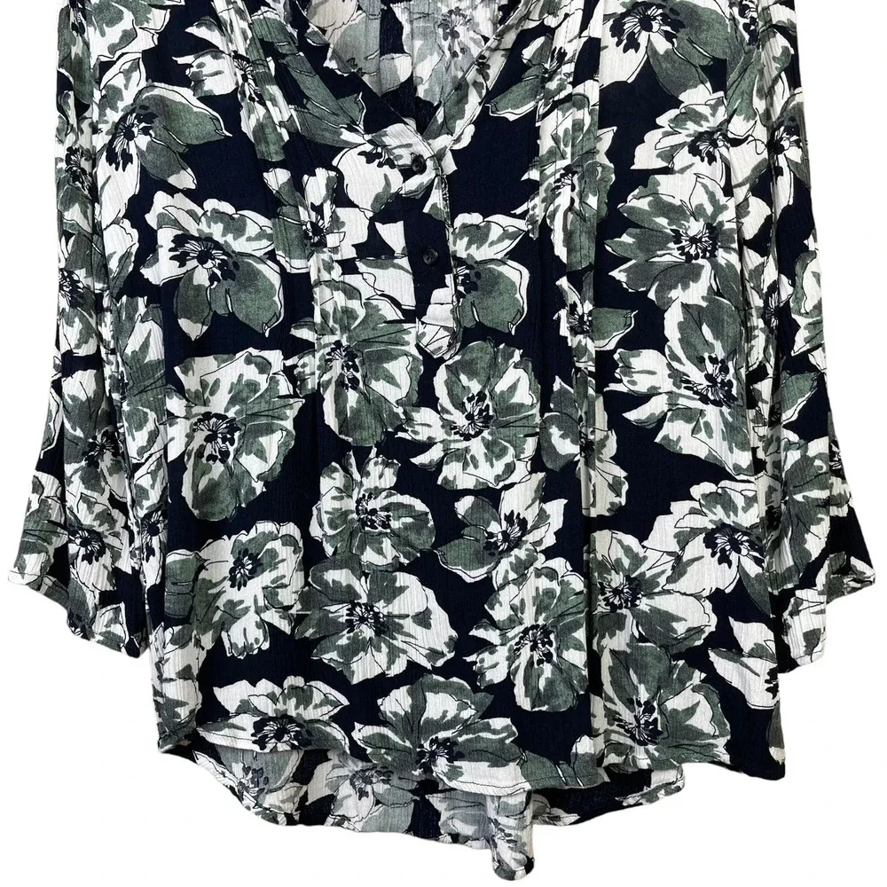 Fun2Fun Womens Medium Floral Top Lightweight Summer Pullover Airy Blouse - Picture 4 of 7